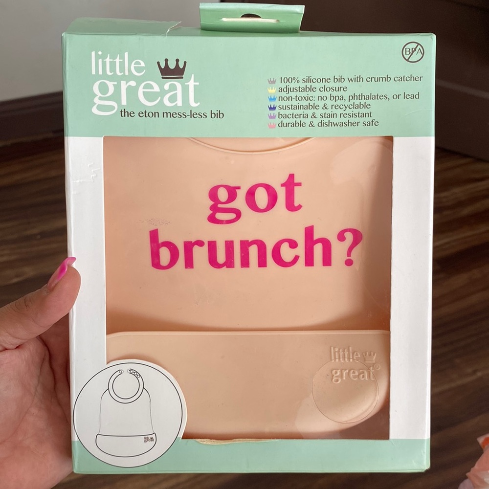 Little great pink bib, says “got brunch?”